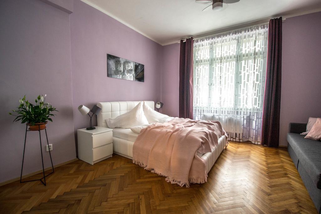 Appartement Reflection 2bdr By Ruterra Praag