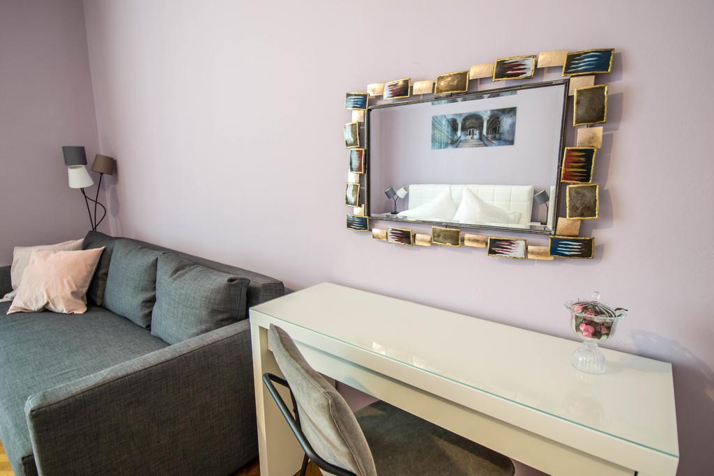 Reflection 2bdr By Ruterra Appartement Praag
